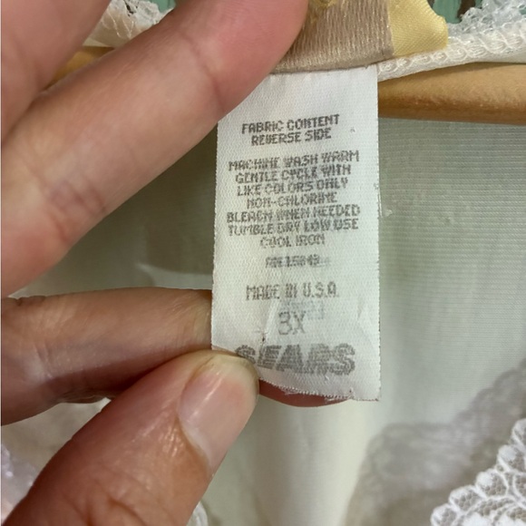 Sears Cream light pink Lace-Trimmed Nightgown - Picture 3 of 6